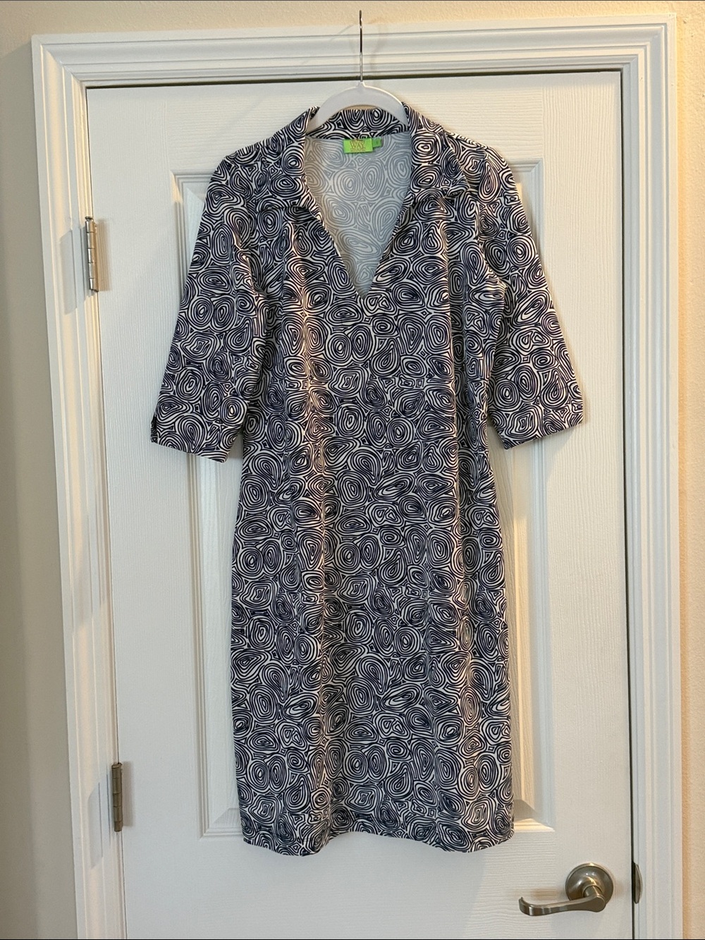 Katherin Way Women's Navy Swirl Print V-Neck Dress